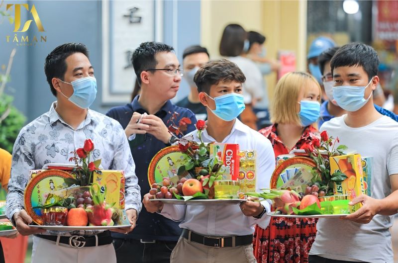 Một số lưu ý kinh nghiệm khi bạn đi lễ đền ông Hoàng Bảy