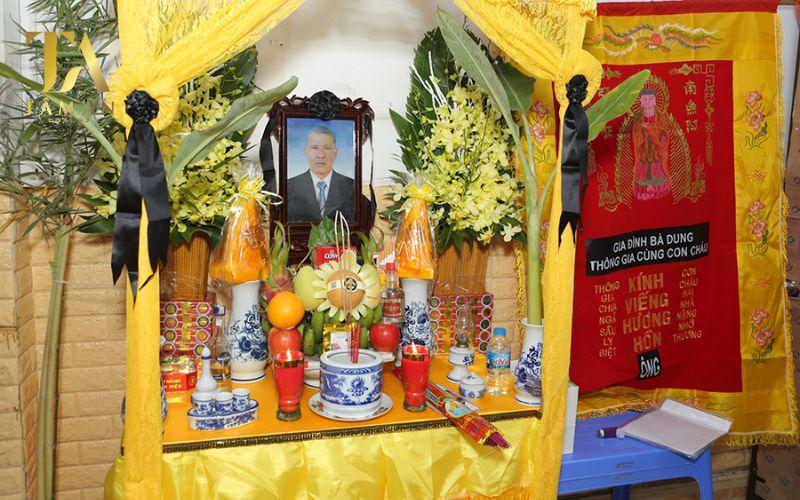 Bài Văn Khấn Chuyển Bàn Thờ Sau 49 Ngày Đúng Chuẩn Những vong linh nào thì được di chuyển lên bàn thờ