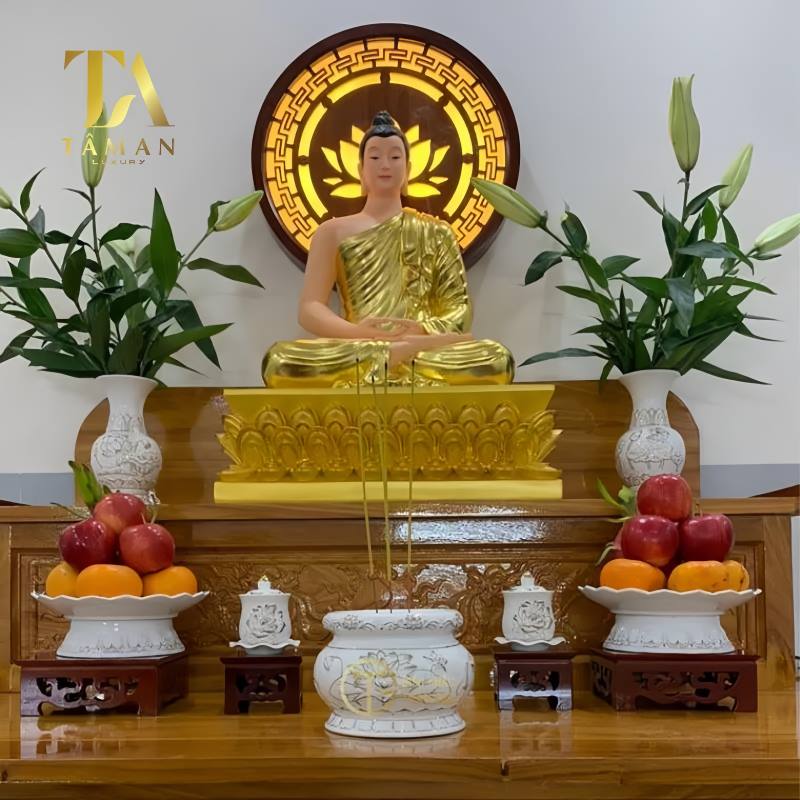 Trang trí bàn thờ treo đúng chuẩn nguyên tắc