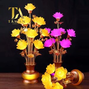 Gia Chủ Có Nên Thắp Đèn Điện Trên Bàn Thờ Thần Tài Không?