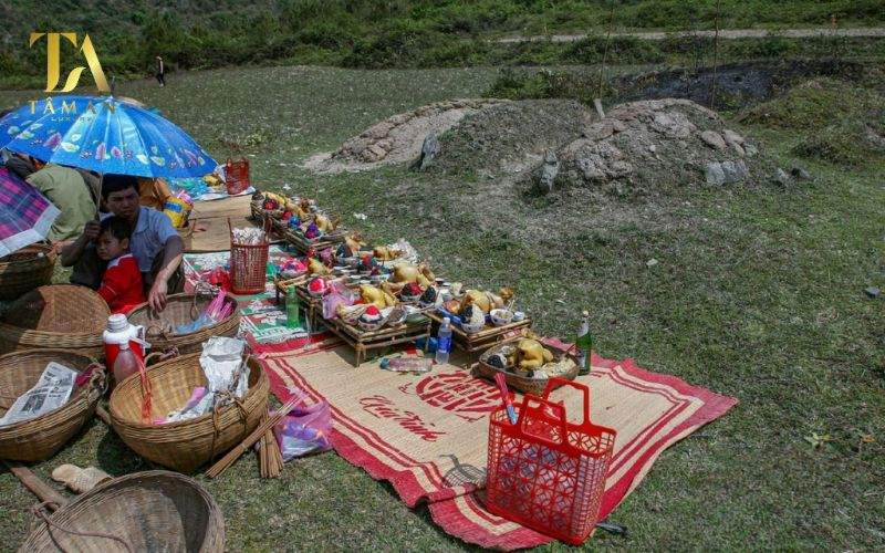 Hướng Dẫn Đọc Văn Khấn Thanh Minh Ngoài Mộ Tại Gia Lễ cúng và đọc văn khấn thanh minh cần chuẩn bị gì?